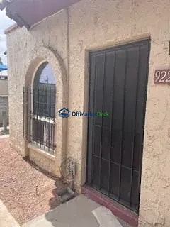 Off-market house in Phoenix, Arizona — 2 beds, 1 bath, $105,990 - Blurred background Image