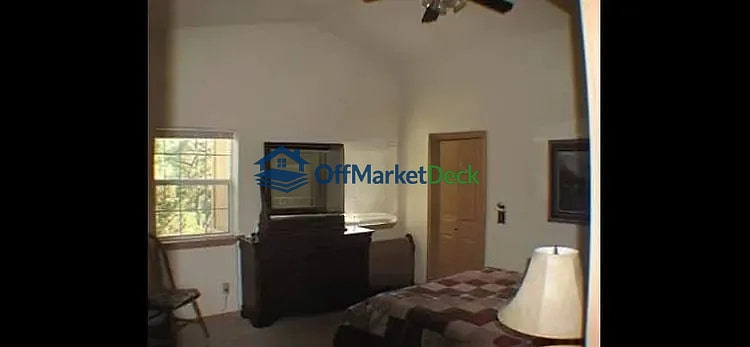 Off-market house in Ruidoso, New Mexico — 3 beds, 2 baths, $165,000 — photo 8 of 8