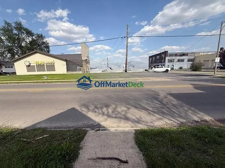 Off-market house in Marion, Indiana — 3 beds, 1 bath, $15,000 — photo 4 of 8