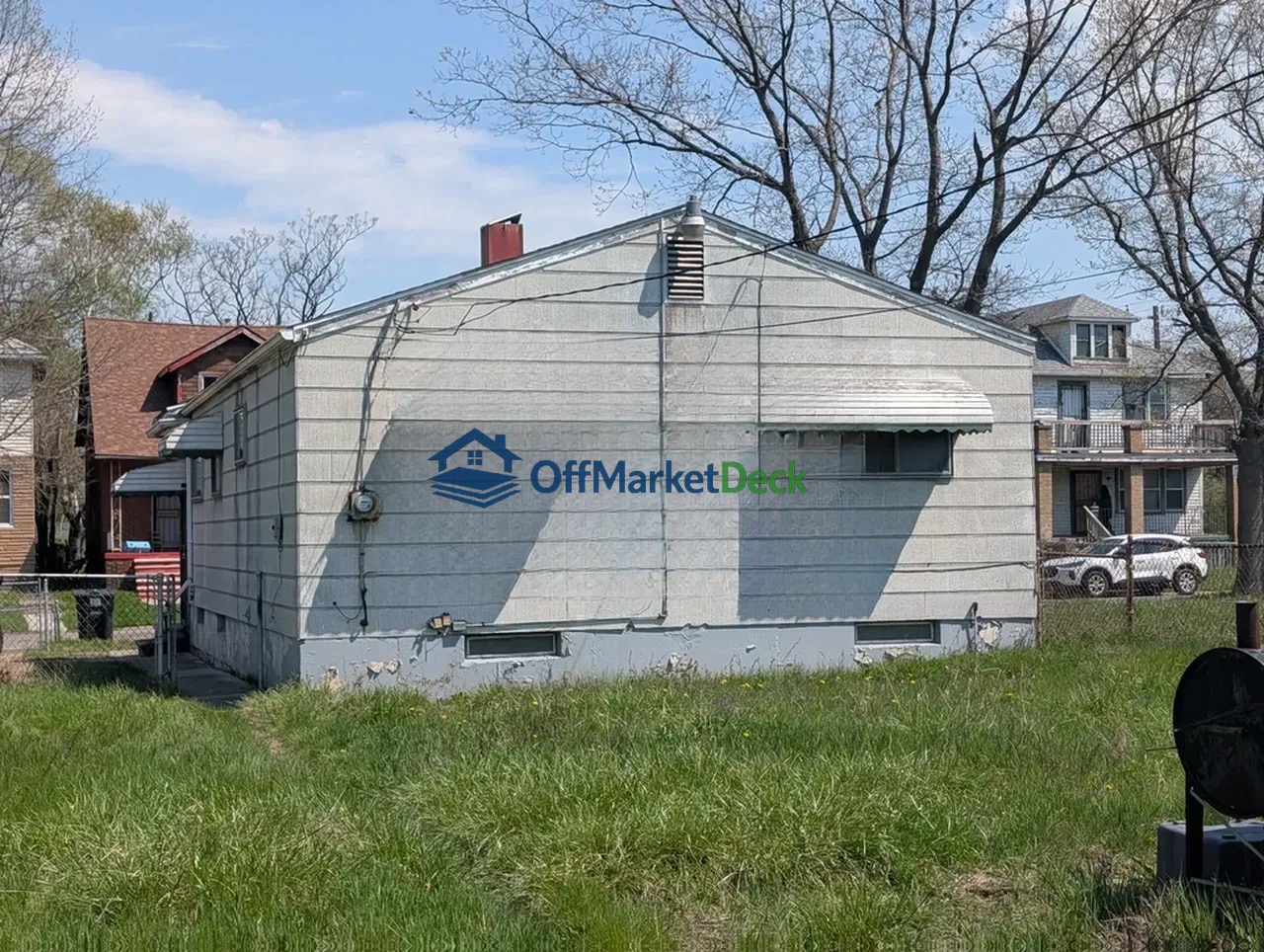 Off-market house in Detroit, Michigan — 2 beds, 1 bath, $19,900 — photo 4 of 8