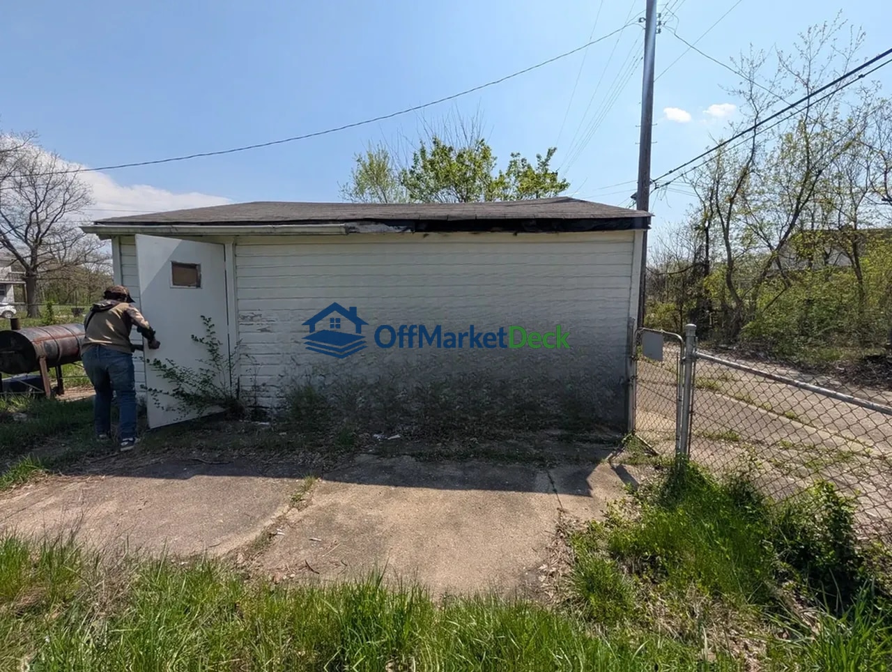 Off-market house in Detroit, Michigan — 2 beds, 1 bath, $19,900 — photo 5 of 8