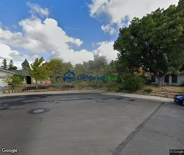 Off-market house in Manteca, California — 3 beds, 2 baths, $399,900 — photo 3 of 3