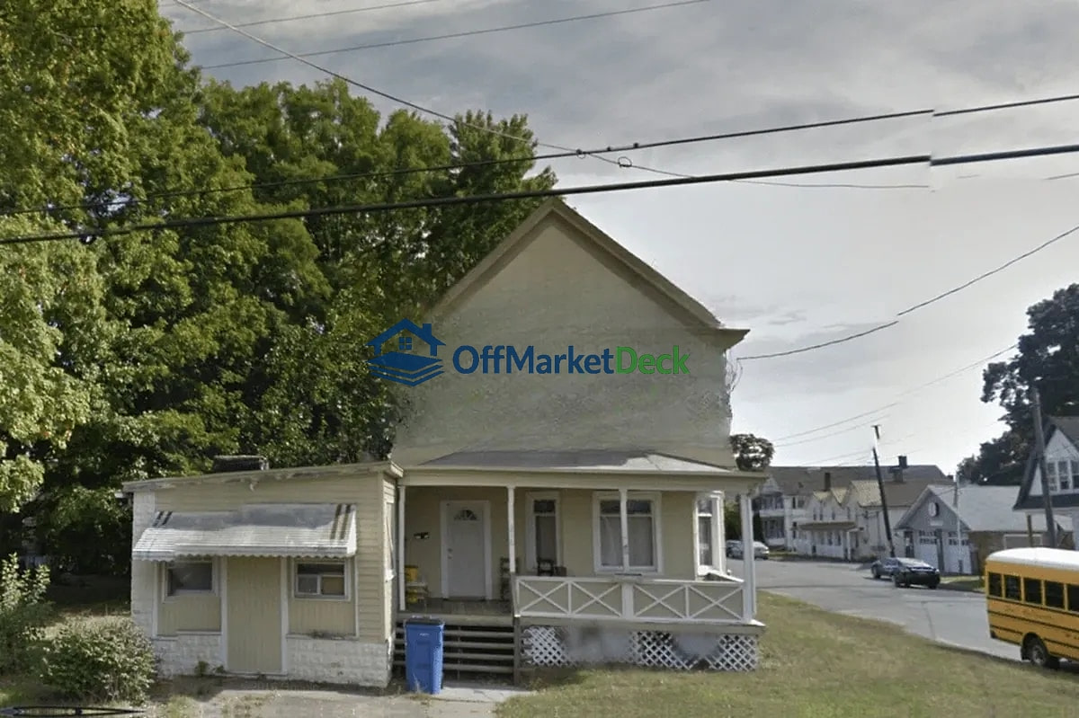 Off-market multi family in Kingston, New York — 4 beds, 2 baths, $209,500