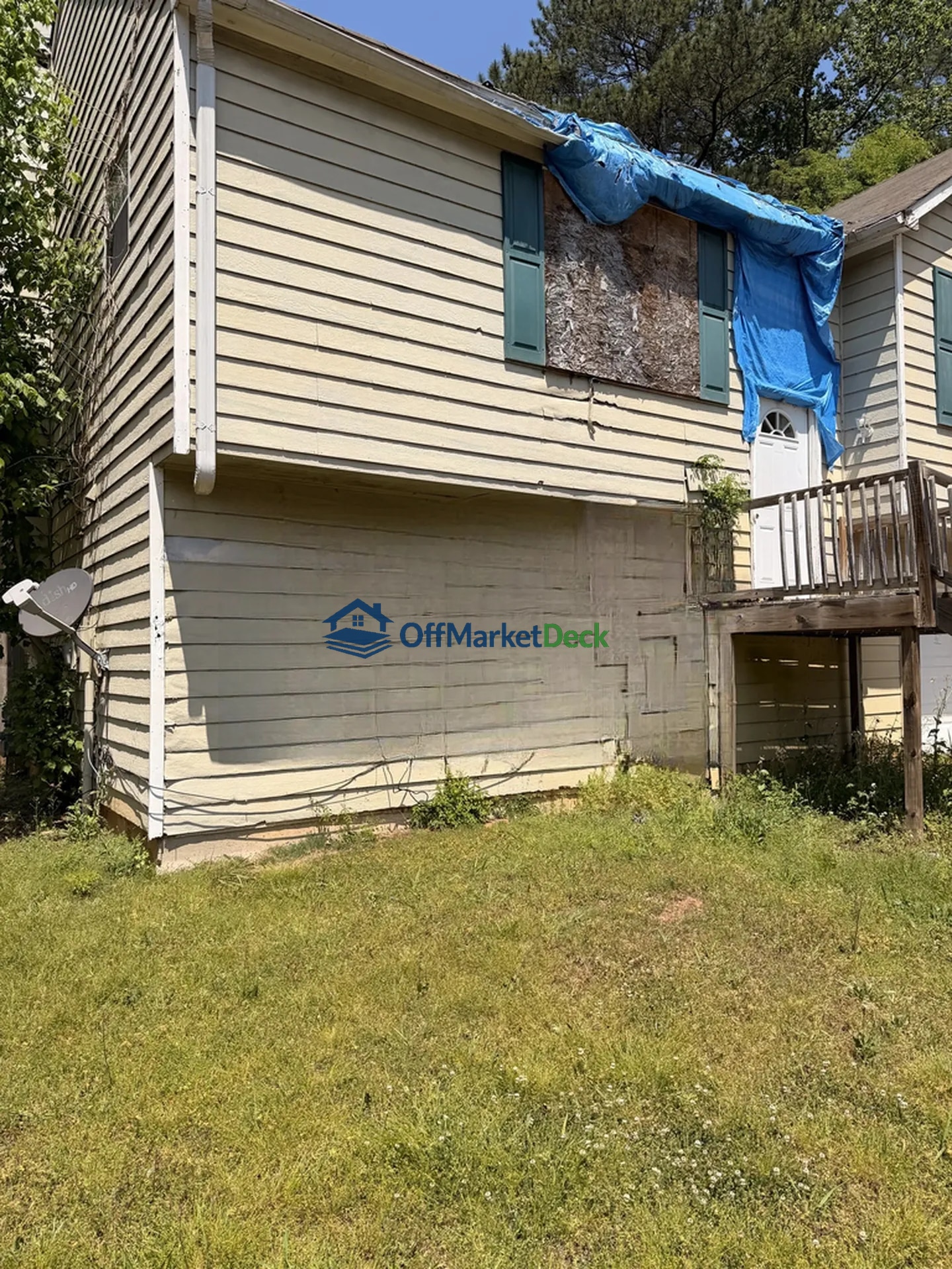 Off-market house in Lithonia, Georgia — 3 beds, 2 baths, $90,000 — photo 5 of 8