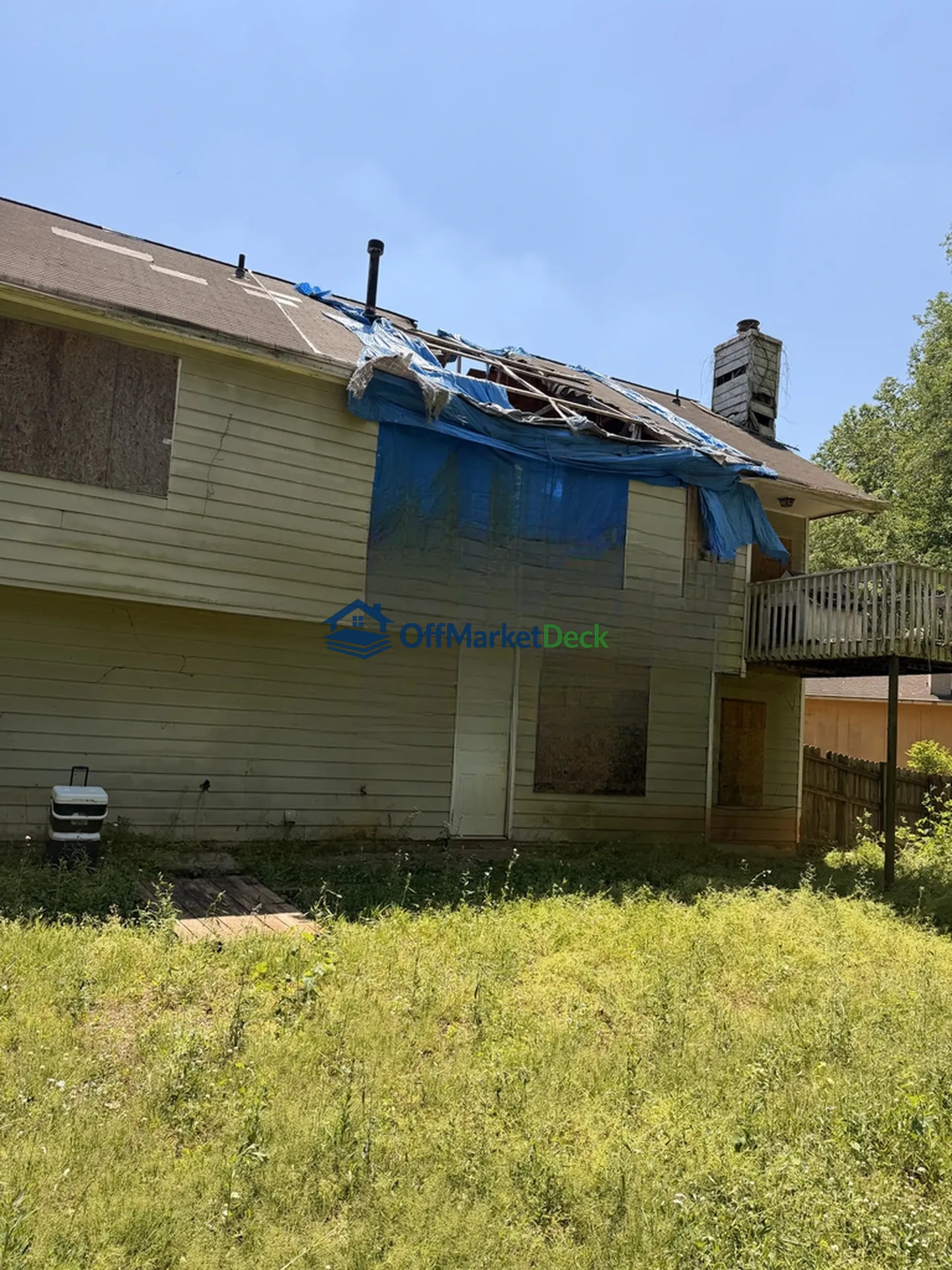 Off-market house in Lithonia, Georgia — 3 beds, 2 baths, $90,000 — photo 4 of 8