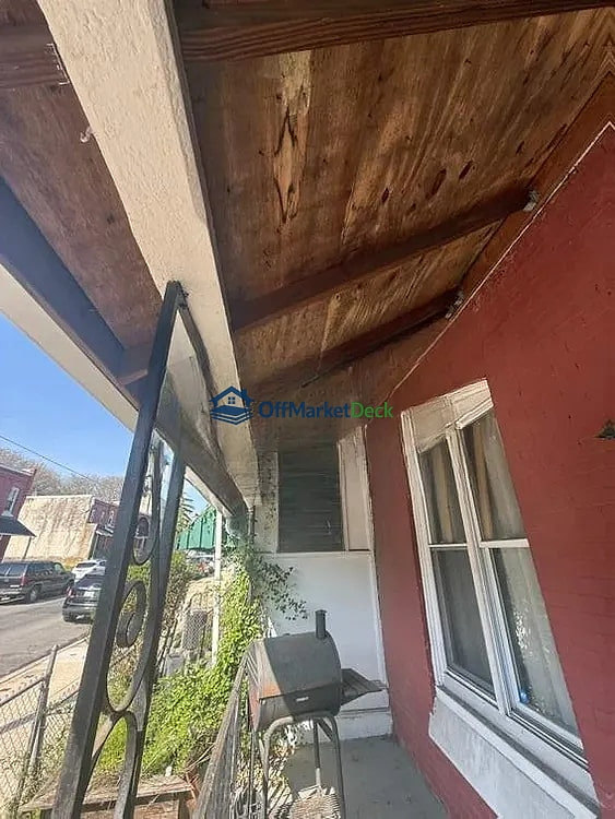 Off-market house in Philadelphia, Pennsylvania — 3 beds, 1 bath, $98,500 — photo 2 of 8