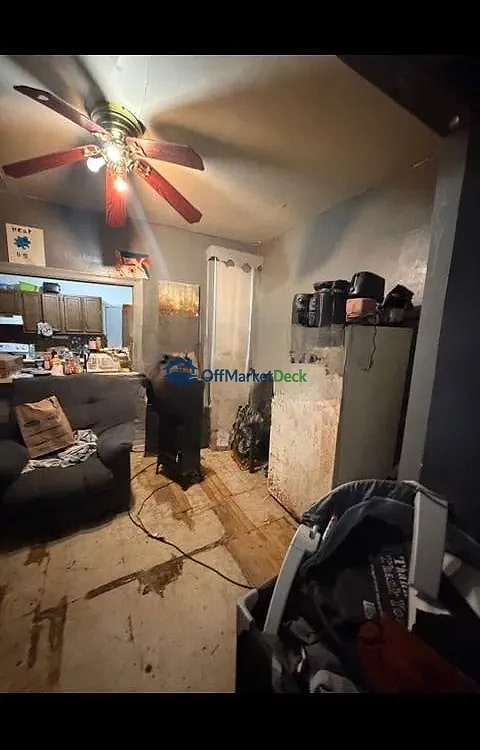 Off-market house in Philadelphia, Pennsylvania — 3 beds, 1 bath, $50,000 — photo 6 of 8