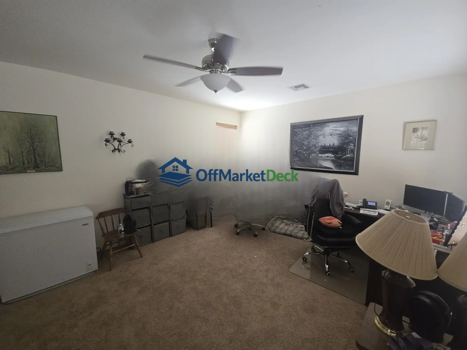 Off-market house in Gilbert, Arizona — 3 beds, 2 baths, $624,990 — photo 5 of 8