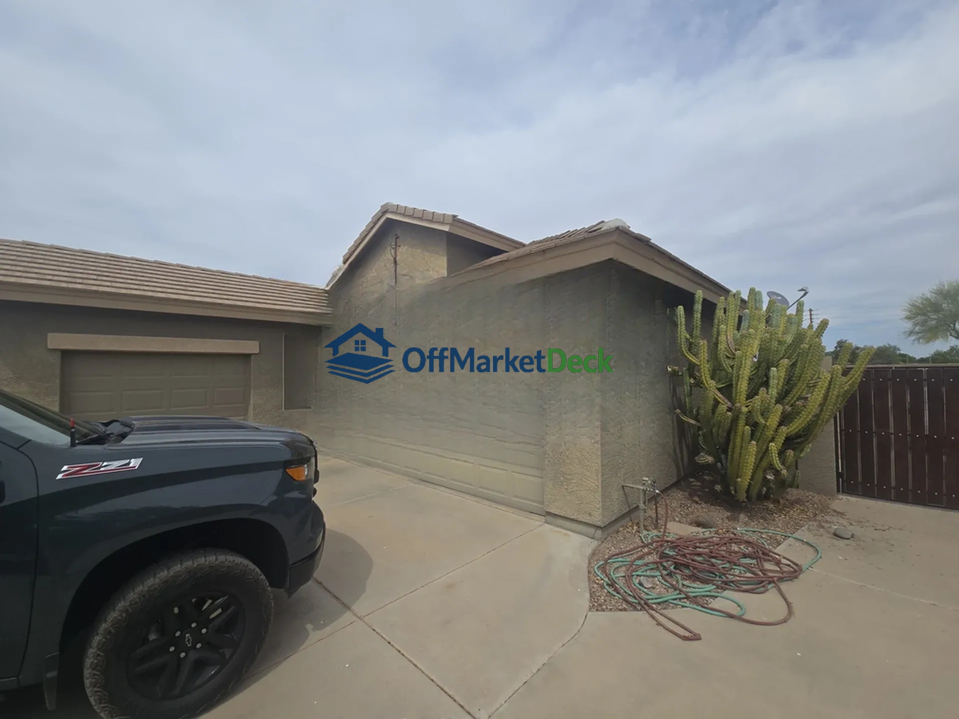 Off-market house in Gilbert, Arizona — 3 beds, 2 baths, $624,990 — photo 3 of 8