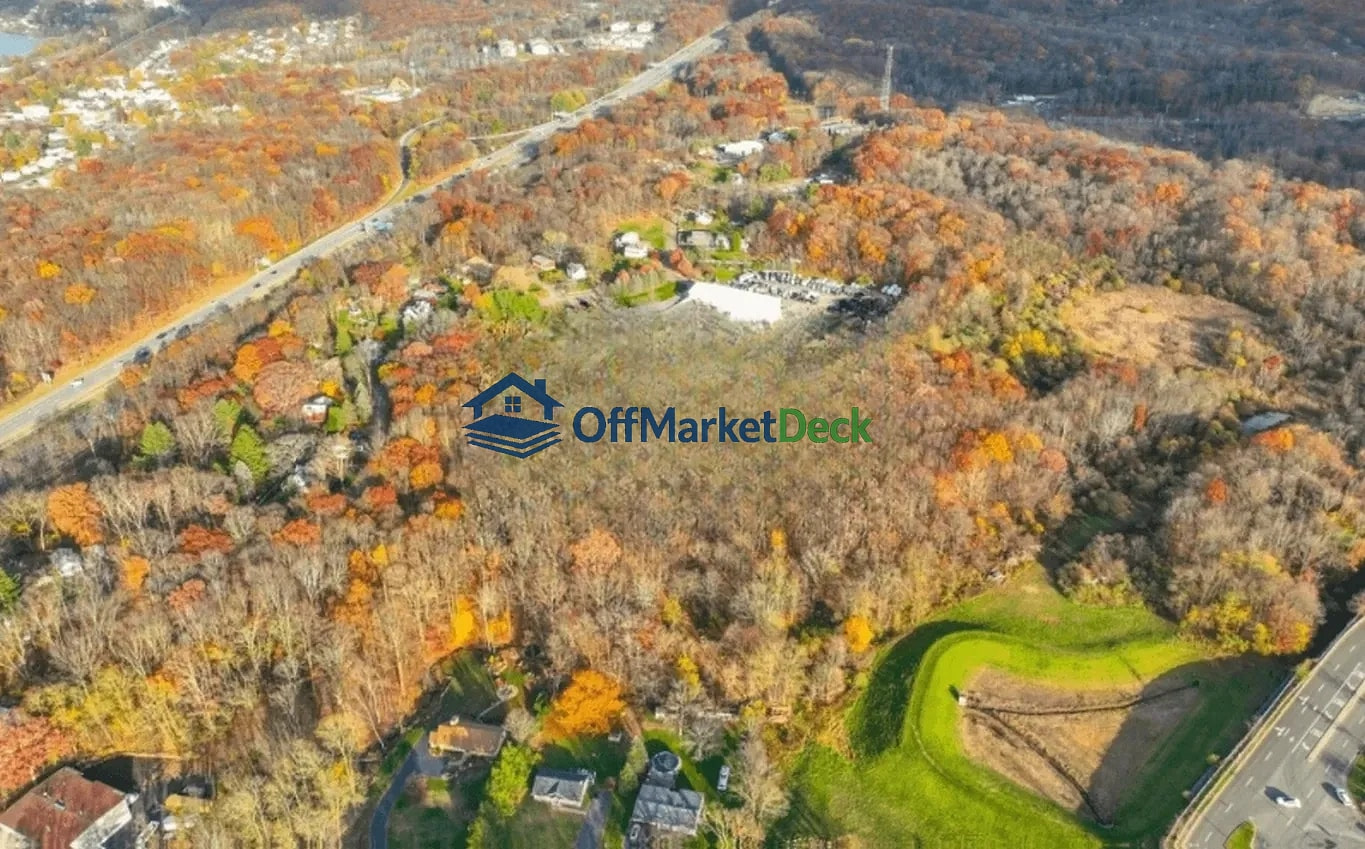 Off-market land in Morris County, New Jersey — 24 acres, $230,000 - Blurred background Image