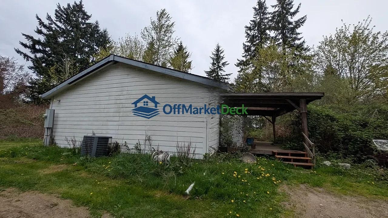 Off-market house in Graham, Washington — 3 beds, 2 baths, $514,900 — photo 3 of 8