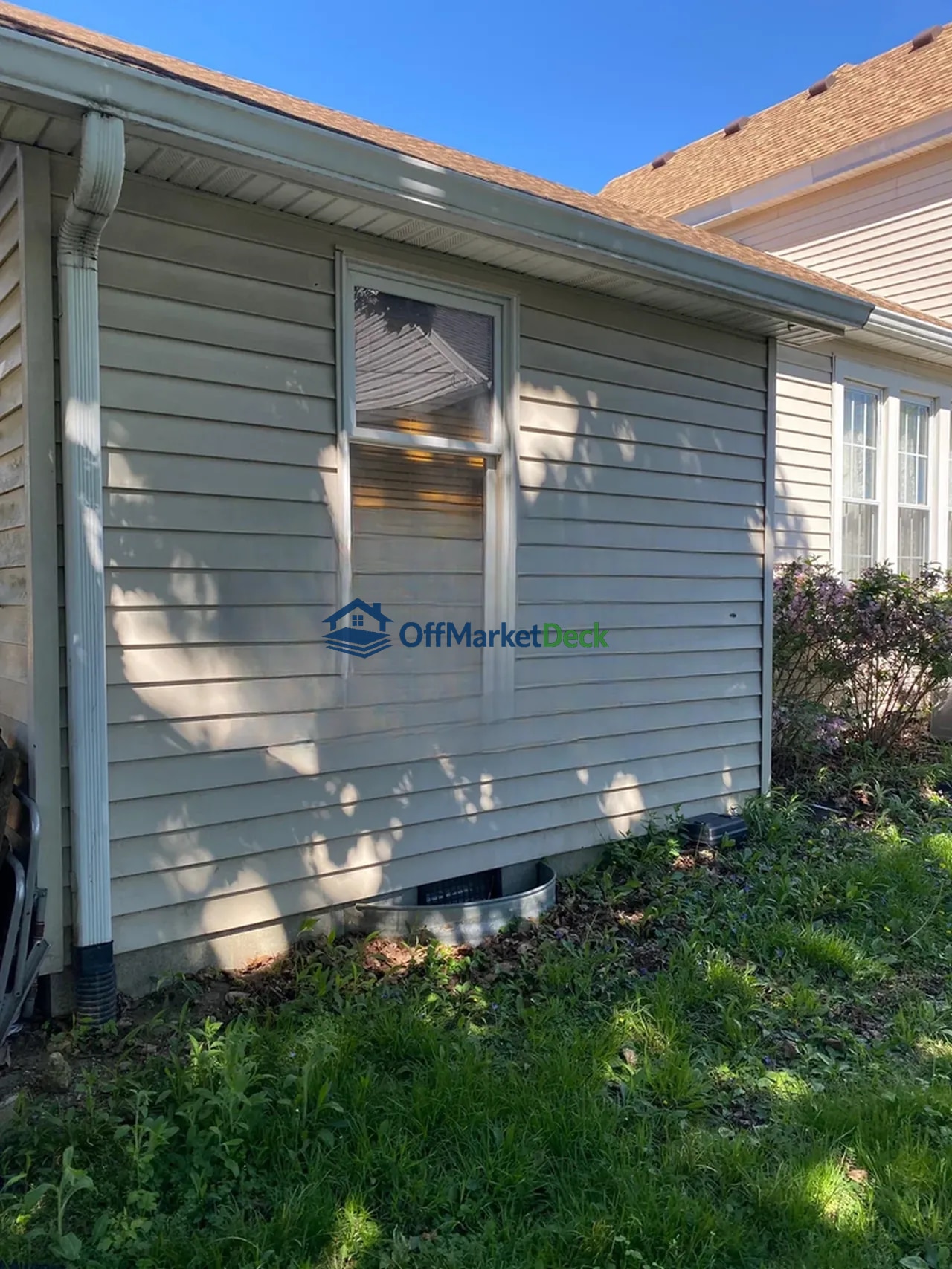 Off-market house in Elwood, Indiana — 4 beds, 1 bath, $94,900 — photo 6 of 8