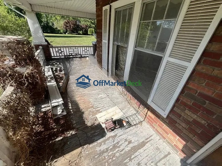 Off-market house in Elizabethton, Tennessee — 3 beds, 1 bath, $80,000 — photo 7 of 8