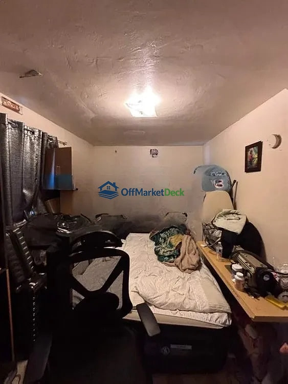 Off-market house in Tucson, Arizona — 3 beds, 1 bath, $165,990 — photo 8 of 8