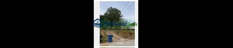 Off-market house in Mount Pleasant, Tennessee — 2 beds, 1 bath, $140,000 - Blurred background Image