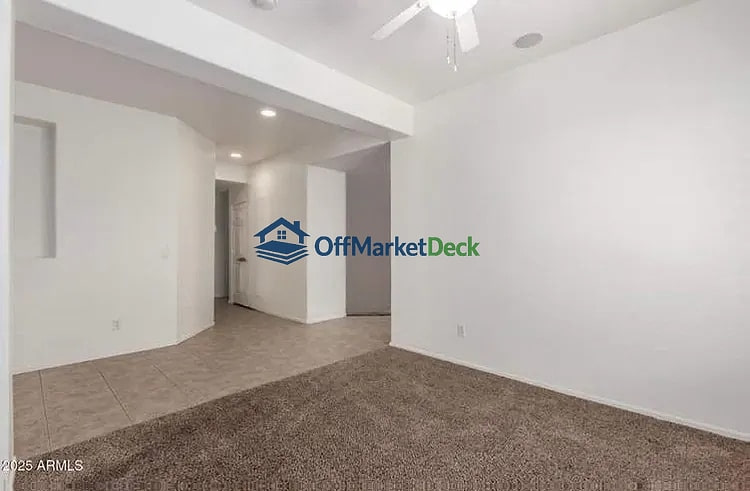 Off-market house in Surprise, Arizona — 3 beds, 2.5 baths, $290,000 — photo 8 of 8