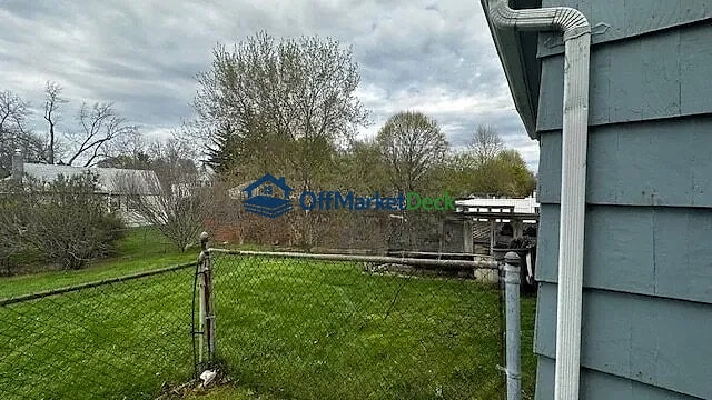 Off-market house in Rochester, New York — 3 beds, 2 baths, $169,900 — photo 5 of 8