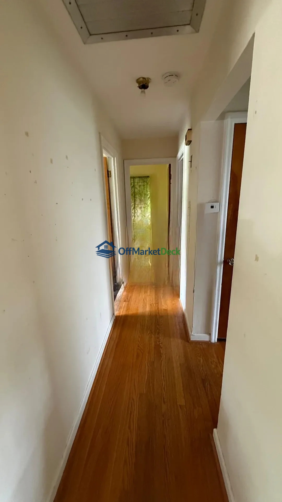 Off-market house in Kirkwood, Missouri — 3 beds, 1 bath, $212,900 — photo 8 of 8