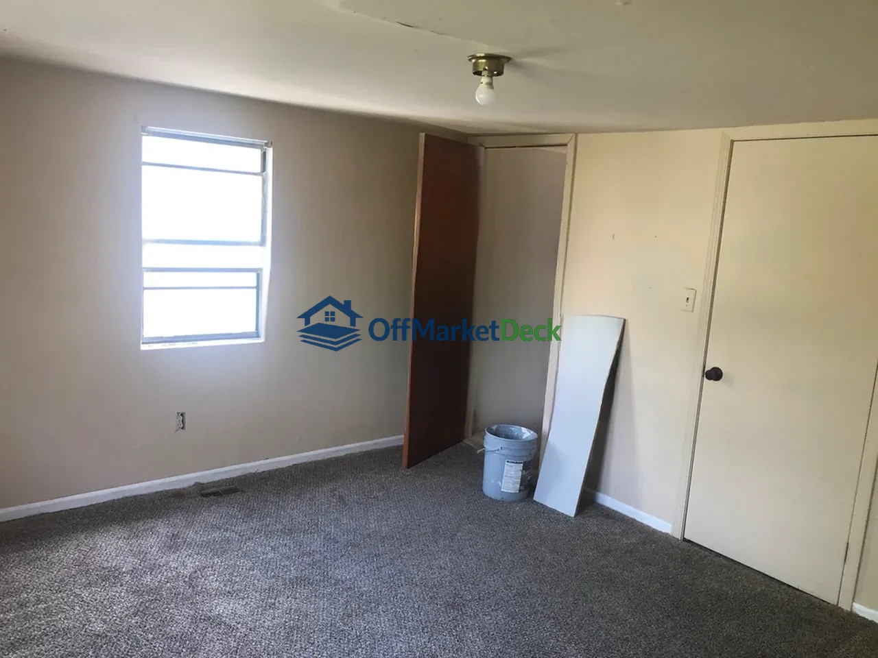 Off-market house in Kansas City, Kansas — 3 beds, 1 bath, $77,900 — photo 8 of 8