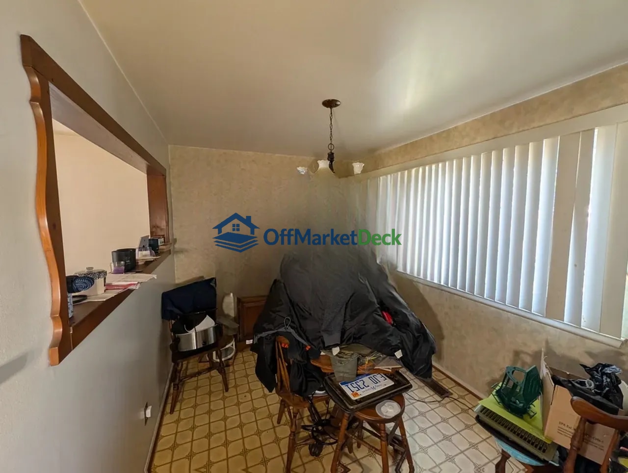 Off-market house in Westland, Michigan — 3 beds, 1 bath, $152,900 — photo 8 of 8