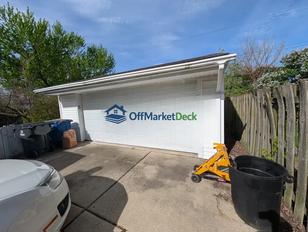 Off-market house in Westland, Michigan — 3 beds, 1 bath, $152,900 — photo 5 of 8