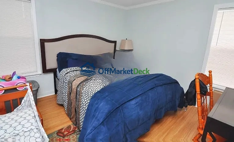 Off-market house in Memphis, Tennessee — 2 beds, 1 bath, $57,000 — photo 6 of 8
