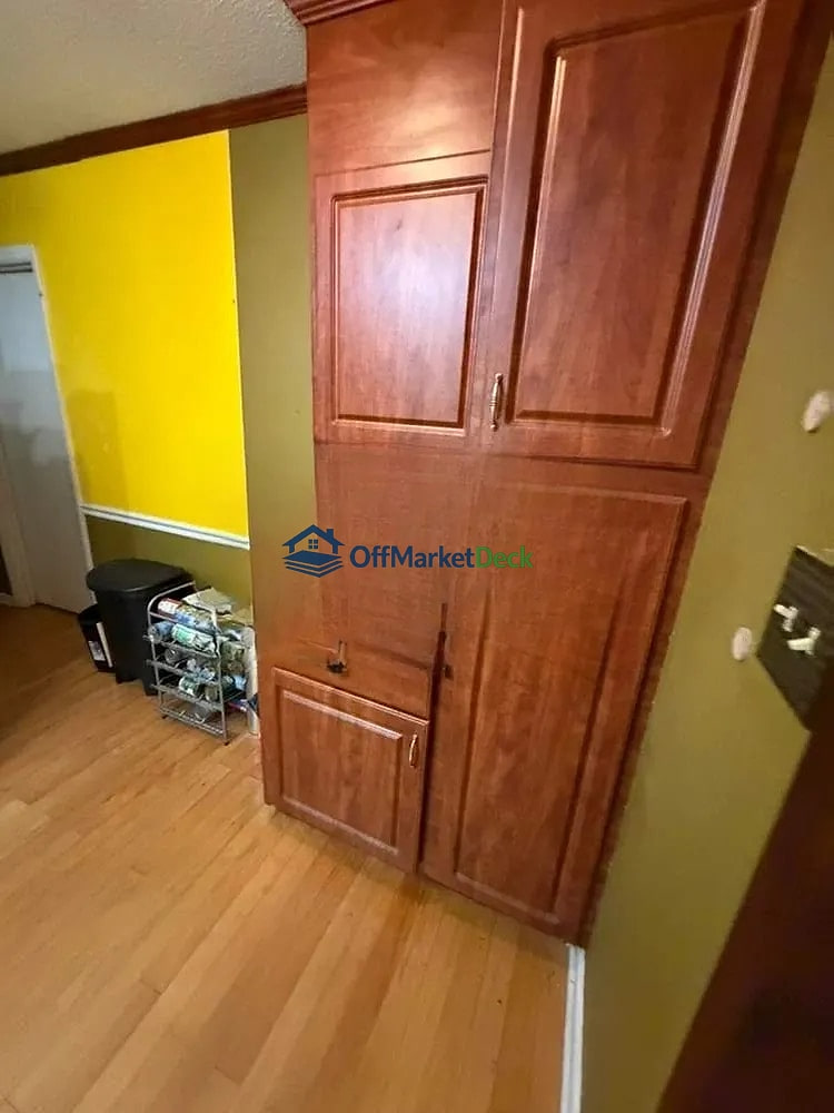 Off-market house in Durham, North Carolina — 3 beds, 2 baths, $224,900 — photo 6 of 8