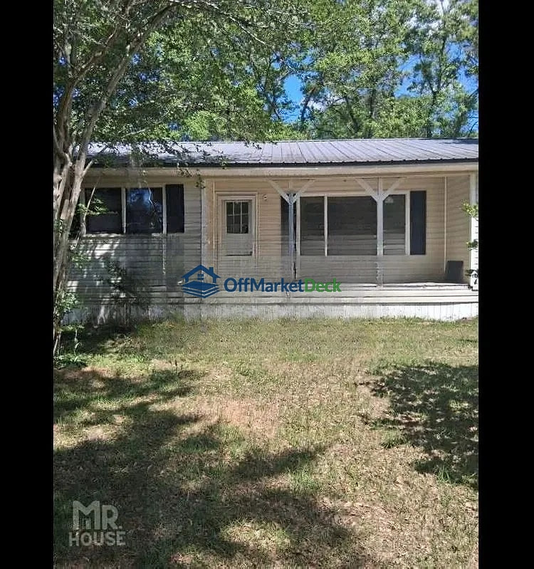 Off-market house in Brewton, Alabama — 3 beds, 2 baths, $55,000