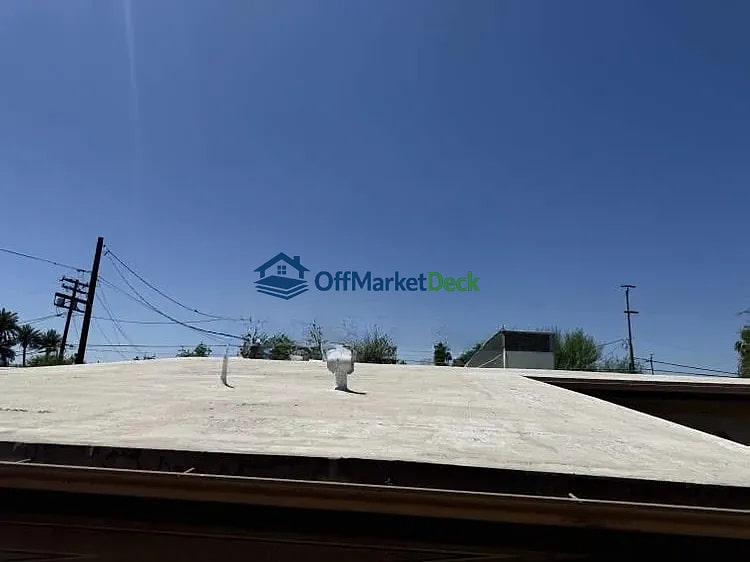 Off-market house in Phoenix, Arizona — 3 beds, 2 baths, $620,000 — photo 4 of 8