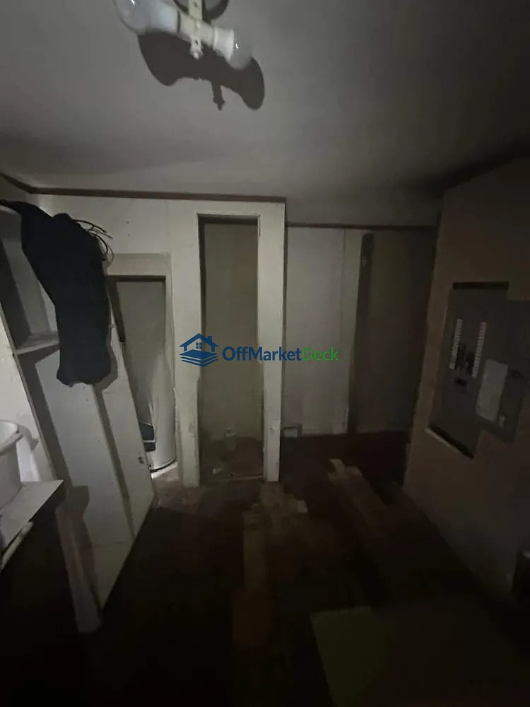 Off-market house in Splendora, Texas — 2 beds, 1 bath, $110,000 — photo 7 of 8
