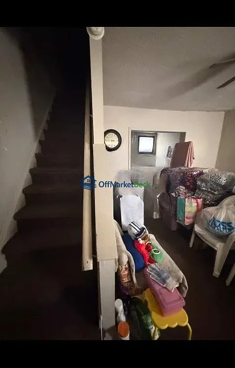 Off-market house in Philadelphia, Pennsylvania — 3 beds, 1.5 baths, $145,000 — photo 6 of 8