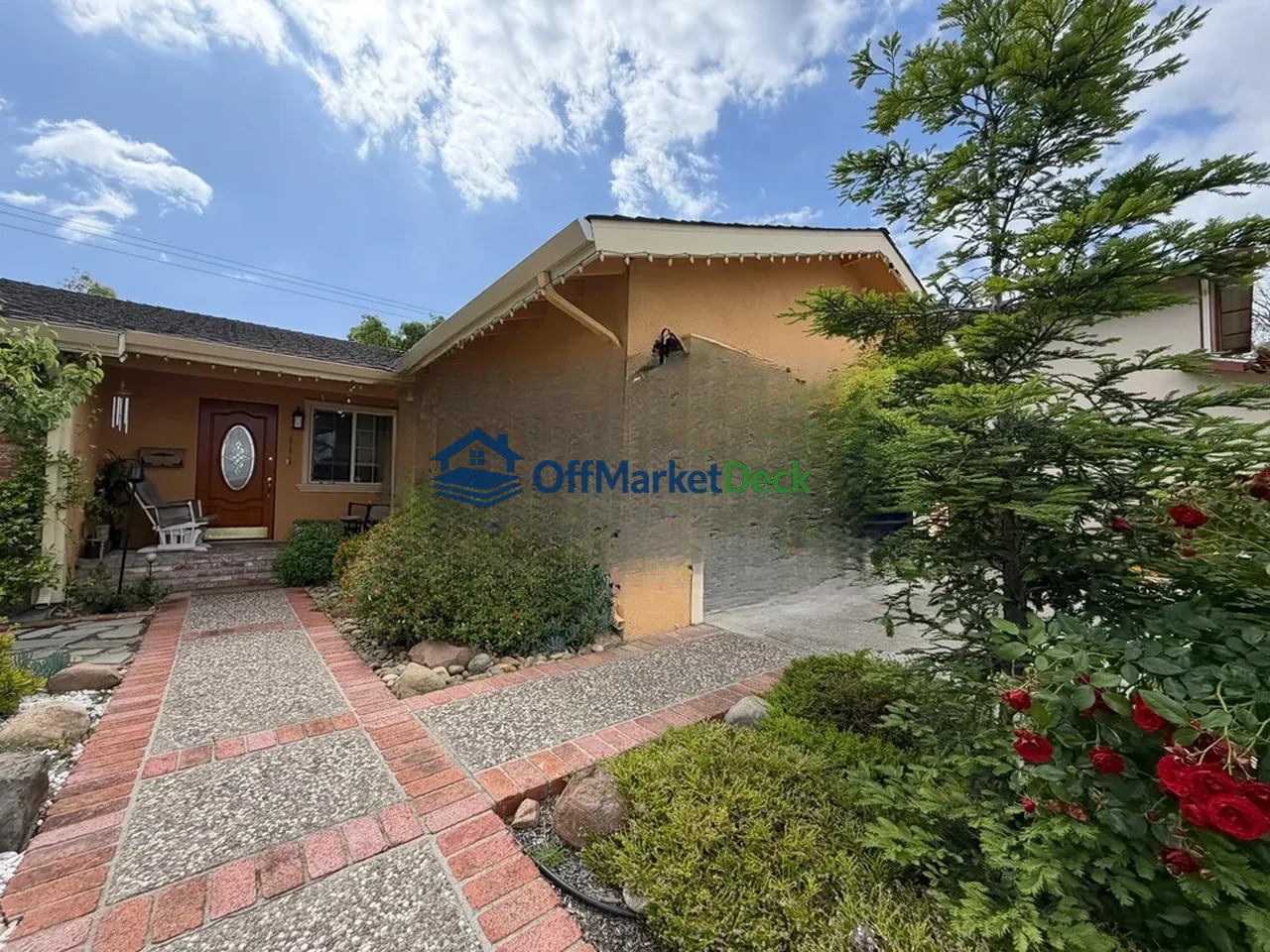 Off-market house in Dublin, California — 3 beds, 2 baths, $1,179,900 — photo 2 of 8