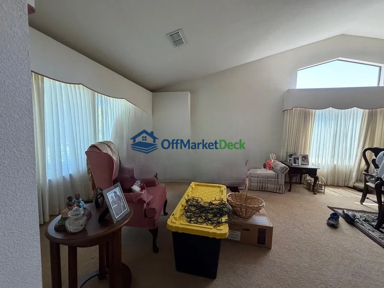 Off-market house in American Canyon, California — 4 beds, 2.5 baths, $569,900 — photo 6 of 8