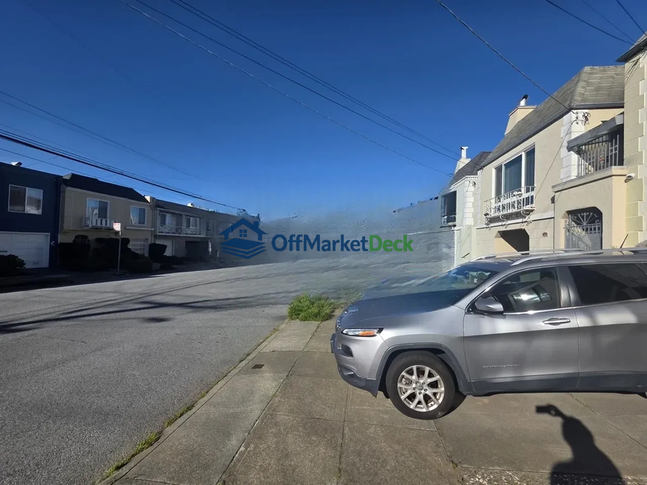 Off-market multi family in Oakland, California — 2 beds, 2 baths, $389,900 — photo 6 of 8