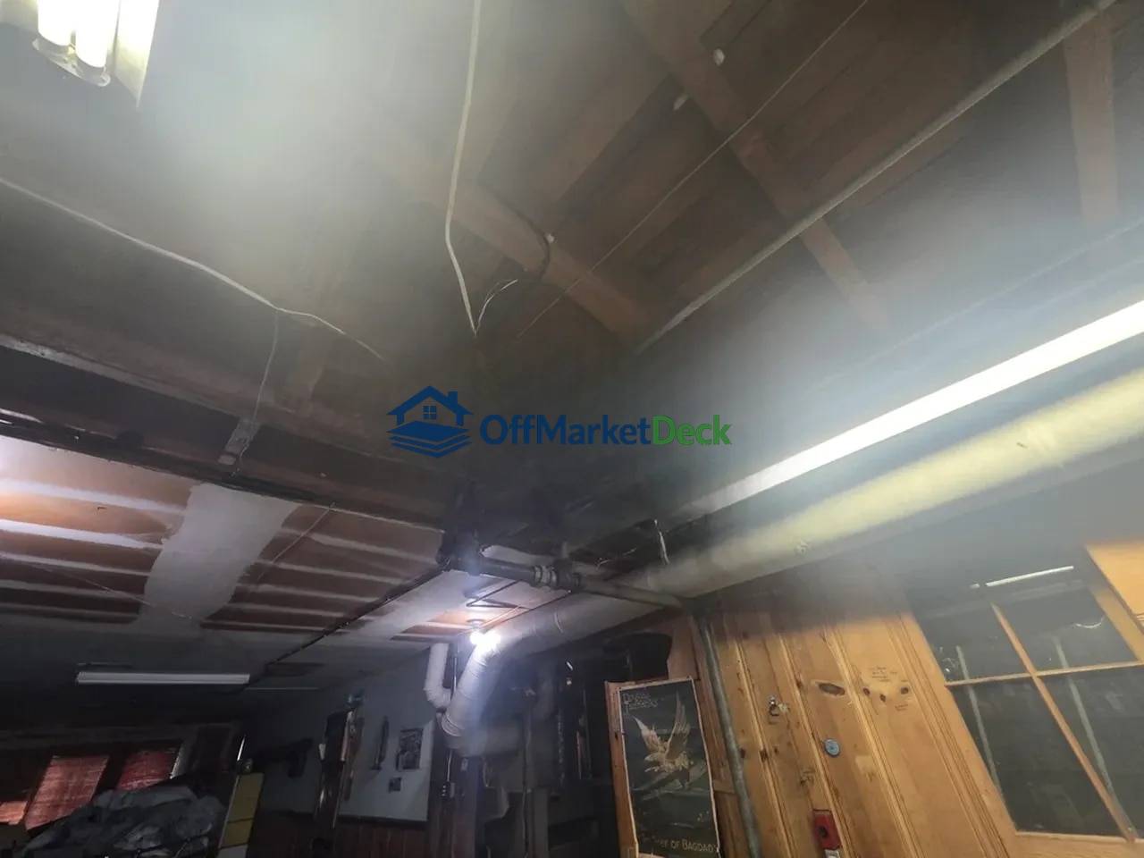 Off-market multi family in Oakland, California — 2 beds, 2 baths, $389,900 — photo 7 of 8