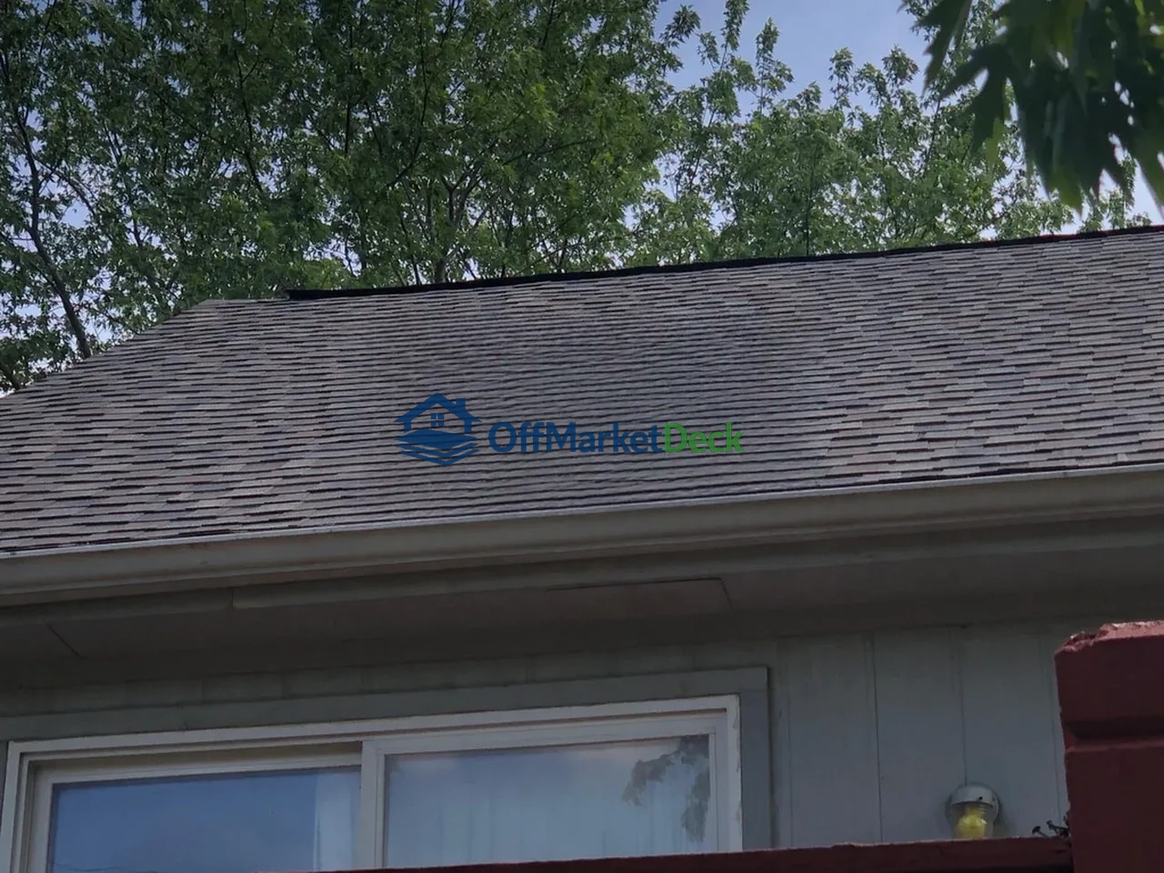 Off-market house in Olathe, Kansas — 3 beds, 2 baths, $214,900 — photo 8 of 8
