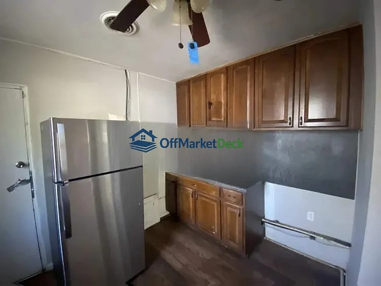 Off-market house in Atlanta, Georgia — 2 beds, 1 bath, $185,000 — photo 7 of 8