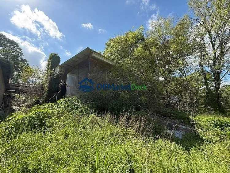 Off-market house in Dayton, Texas — 4 beds, 4 baths, $115,000