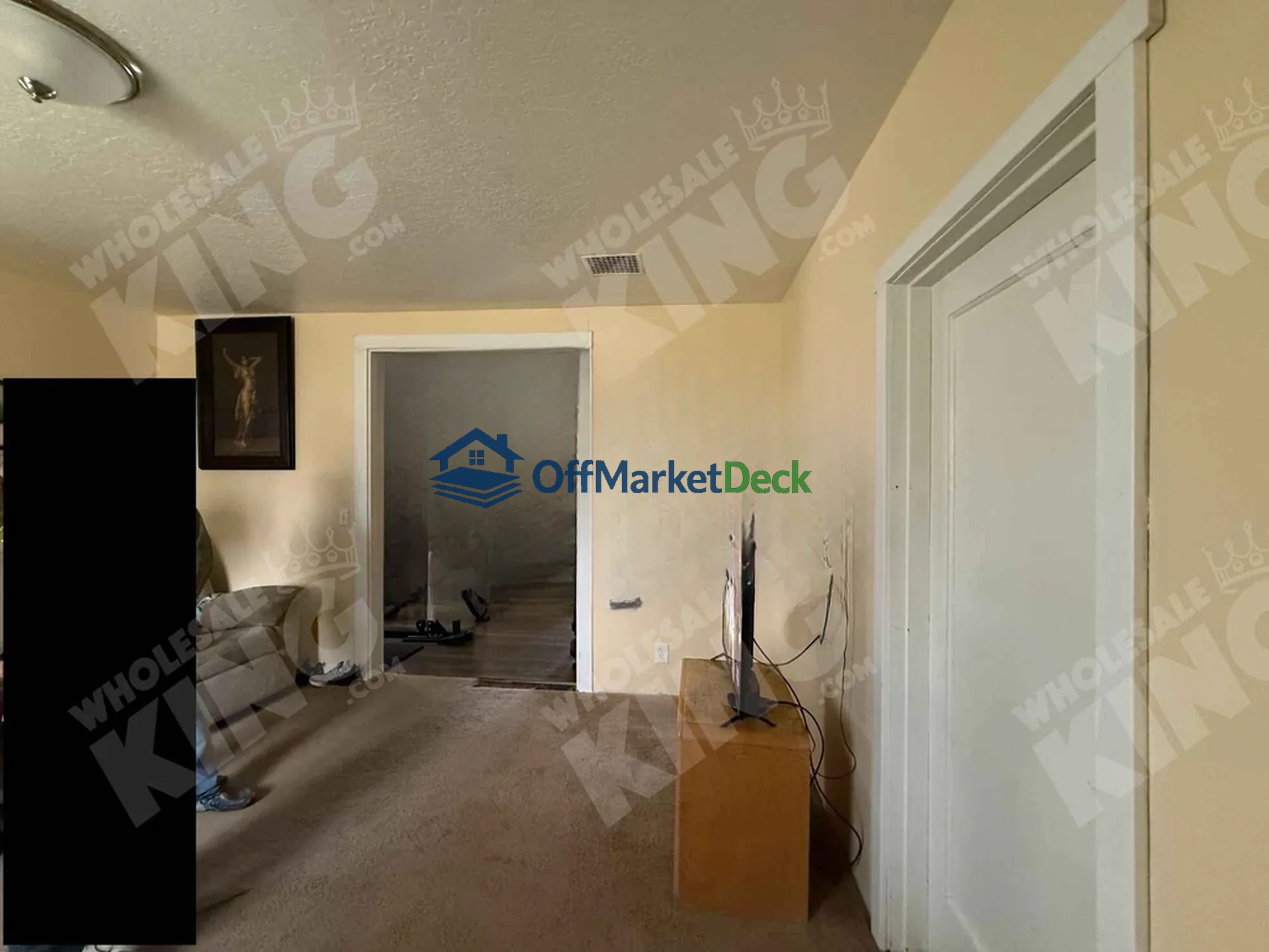 Off-market house in Kelso, Washington — 3 beds, 1 bath, $38,000 — photo 7 of 8