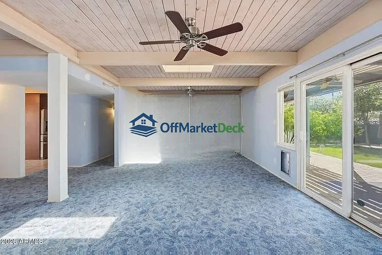 Off-market house in Scottsdale, Arizona — 2 beds, 2 baths, $399,990 — photo 6 of 8