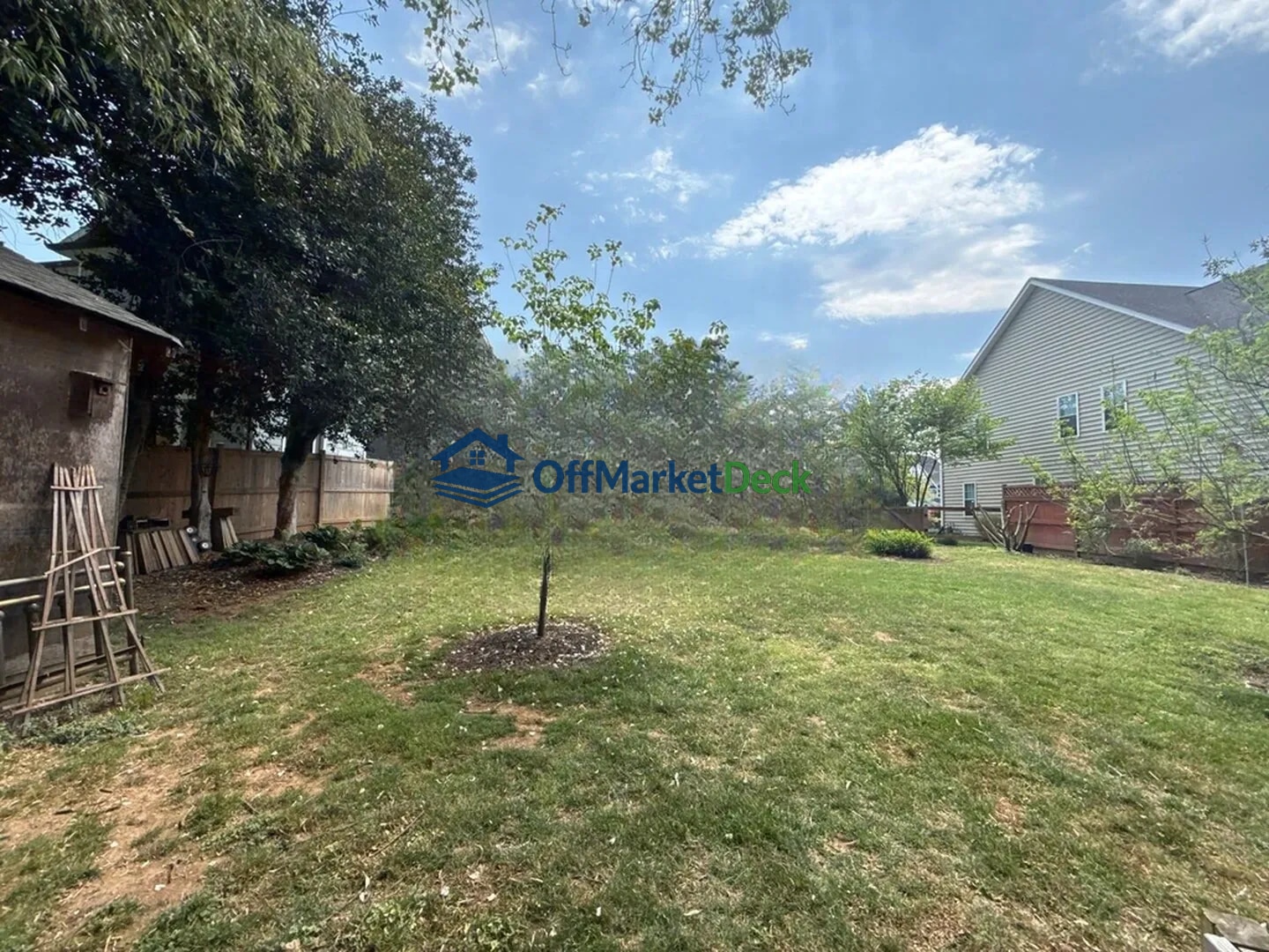 Off-market house in Kensington, Maryland — 3 beds, 1 bath, $759,000 — photo 4 of 8