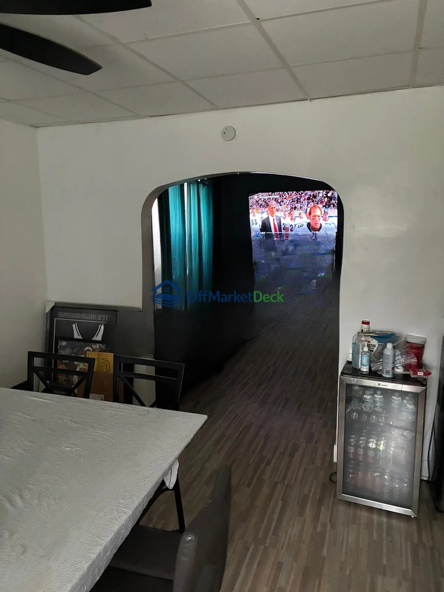 Off-market house in Buffalo, New York — 4 beds, 1 bath, $70,000 — photo 2 of 8