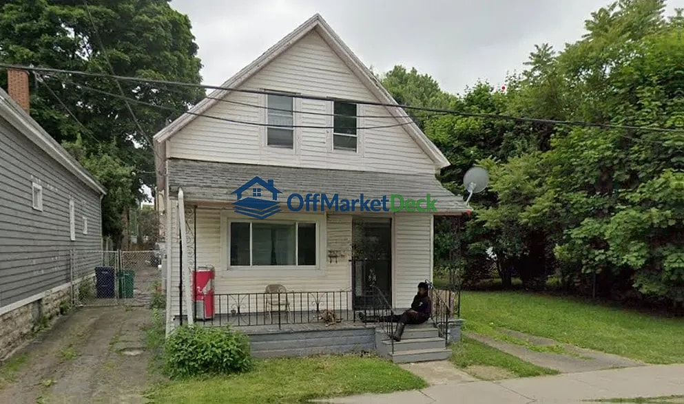 Off-market house in Buffalo, New York — 4 beds, 1 bath, $70,000