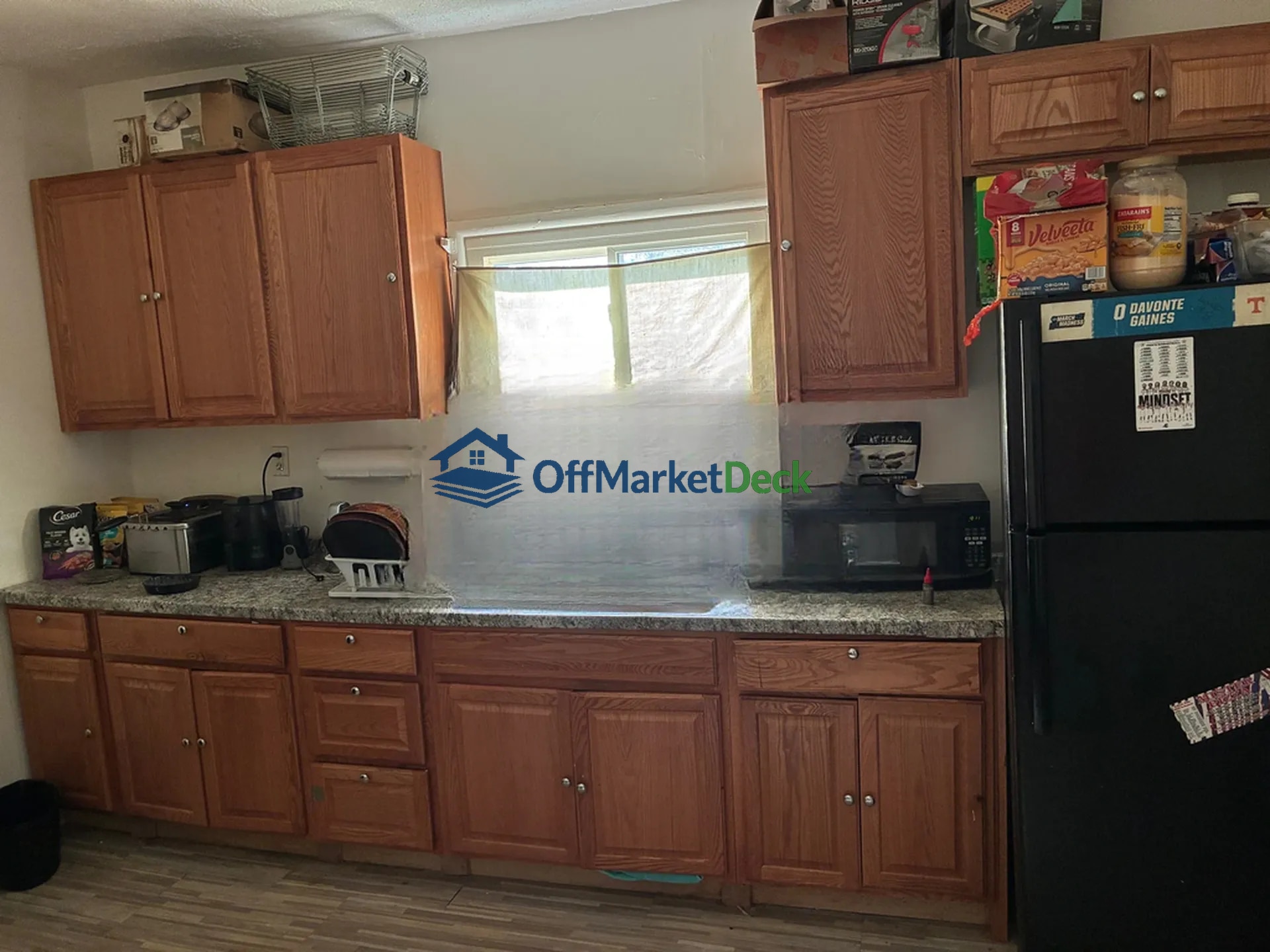 Off-market house in Buffalo, New York — 4 beds, 1 bath, $70,000 — photo 4 of 8