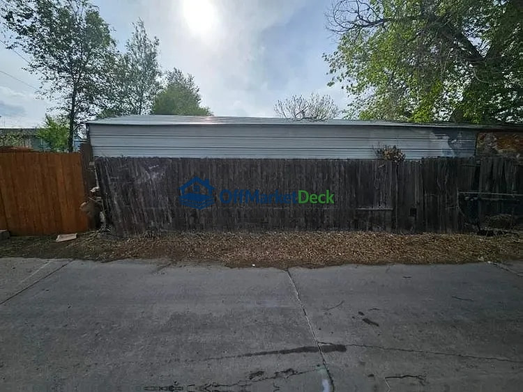 Off-market house in Denver, Colorado — 2 beds, 1 bath, $325,000