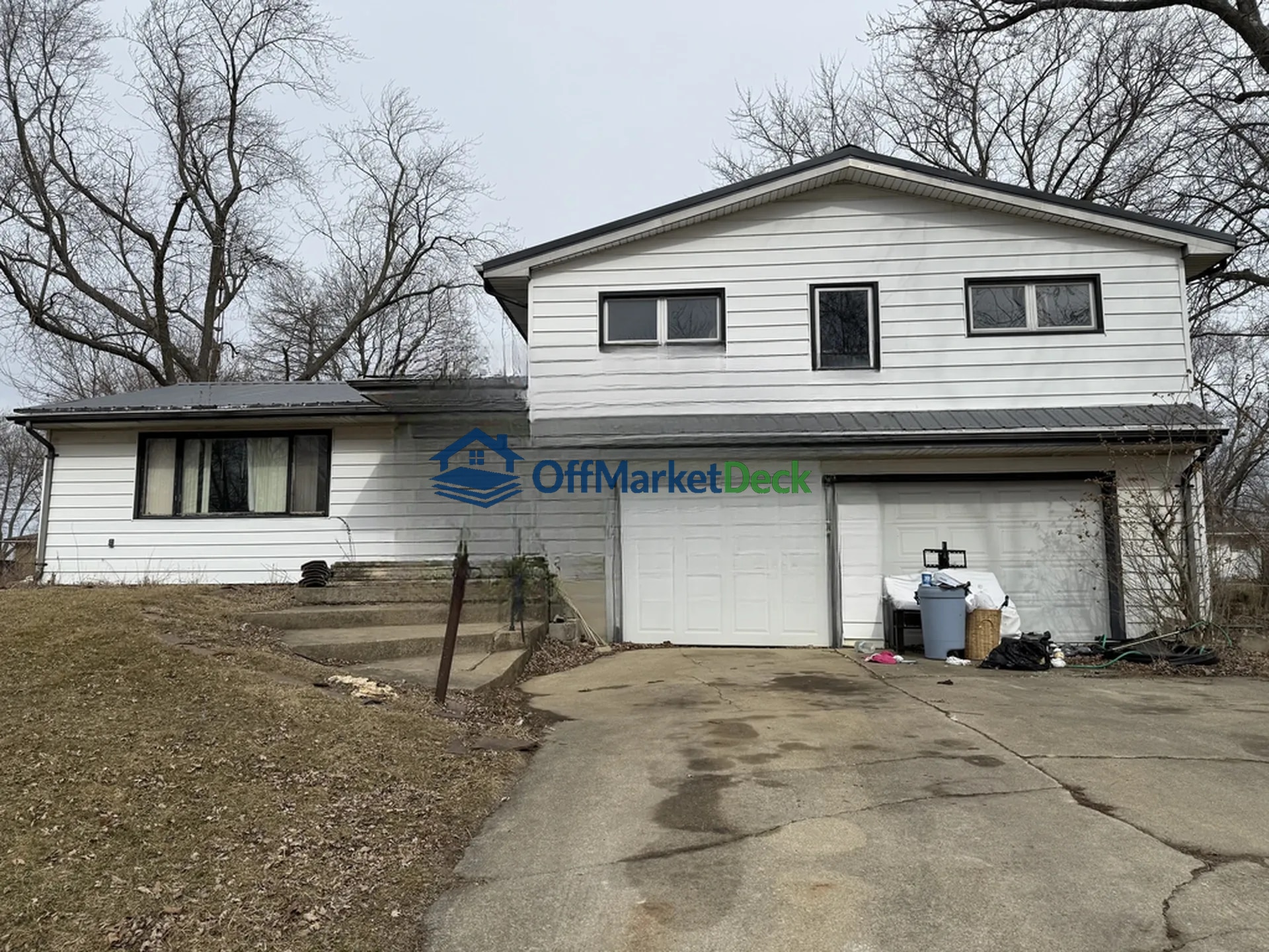 Off-market house in Kankakee, Illinois — 4 beds, 2 baths, $110,000