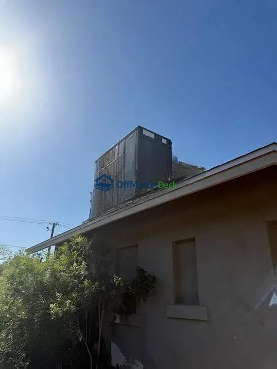 Off-market house in Phoenix, Arizona — 3 beds, 2 baths, $365,000