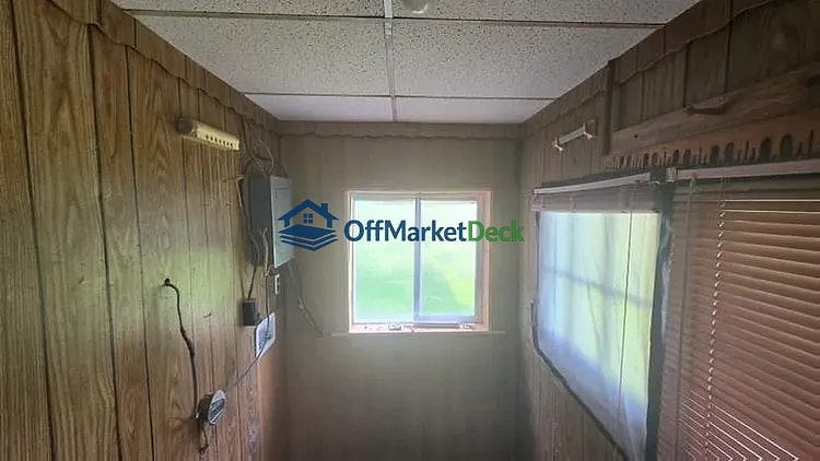 Off-market house in Alexandria, Indiana — 3 beds, 1 bath, $74,000