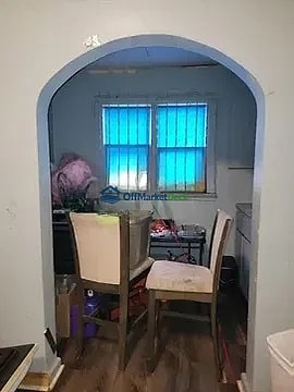 Off-market house in Detroit, Michigan — 3 beds, 1 bath, $87,000 — photo 5 of 8