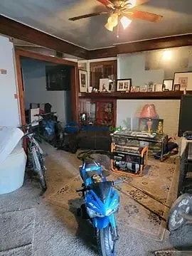 Off-market house in Detroit, Michigan — 3 beds, 1 bath, $87,000 — photo 2 of 8